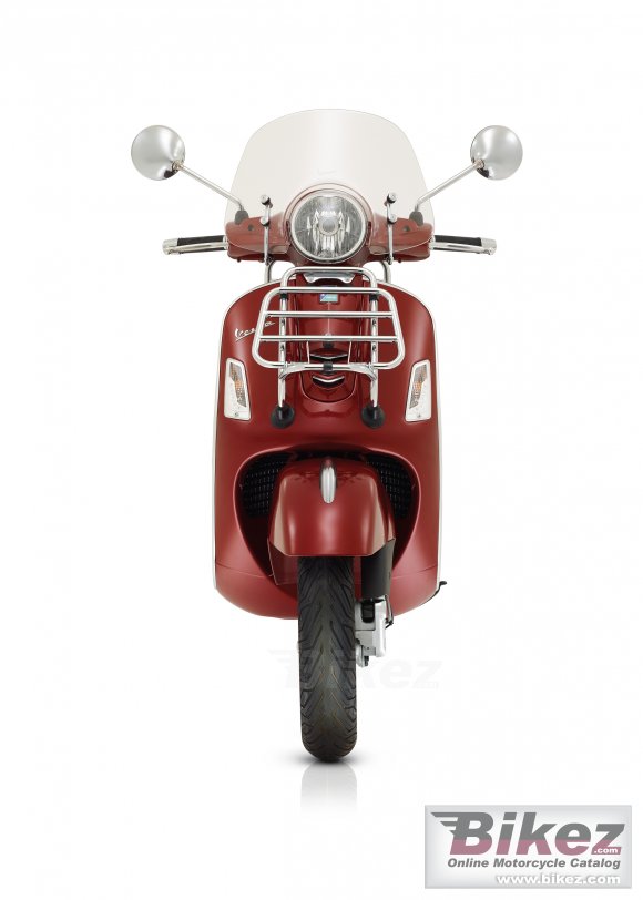 Vespa GTS Touring 300 gallery